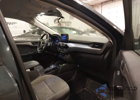 2022 Ford Escape Se z USA, uszkodzony, nr VIN 1FMCU9G60NUB71195